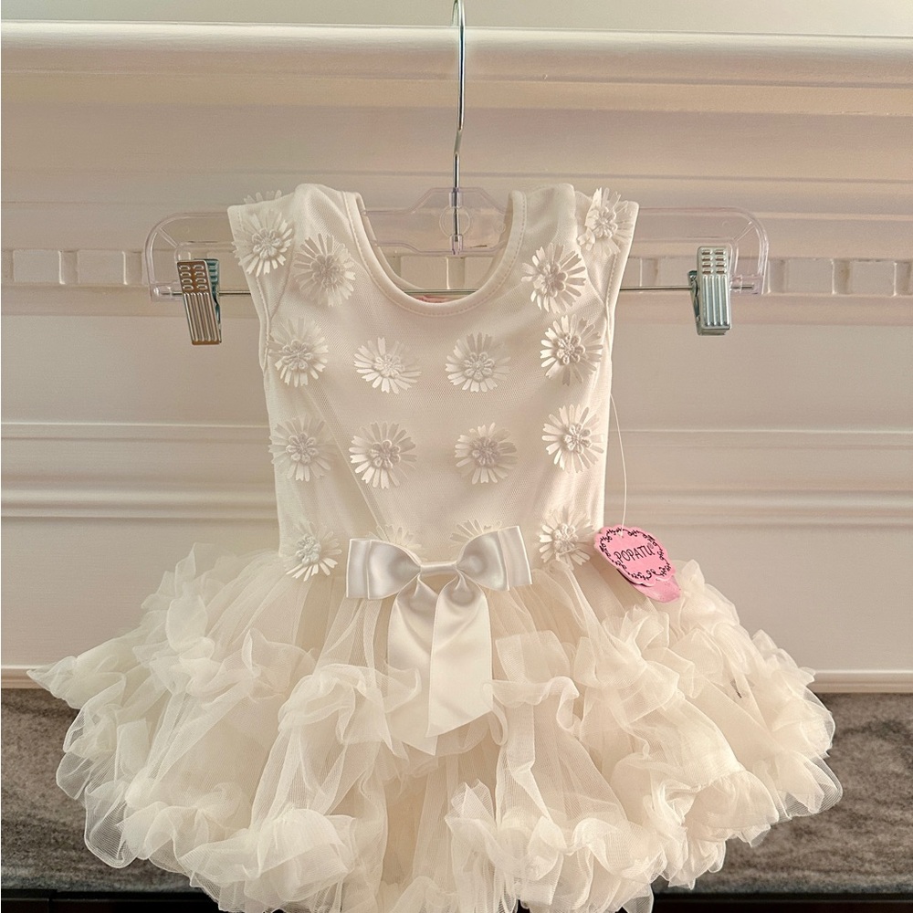 NWT Baby Girl Popatu White / Cream Daisy Tutu Baby Girl Dress Size 12 Months